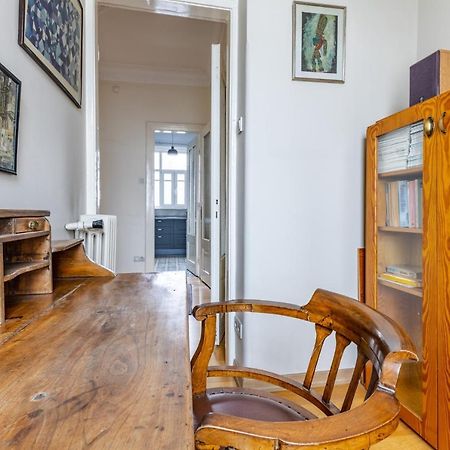 Flat With Balcony And Bosphorus View In Beyoglu Apartment Istanbul Exterior photo